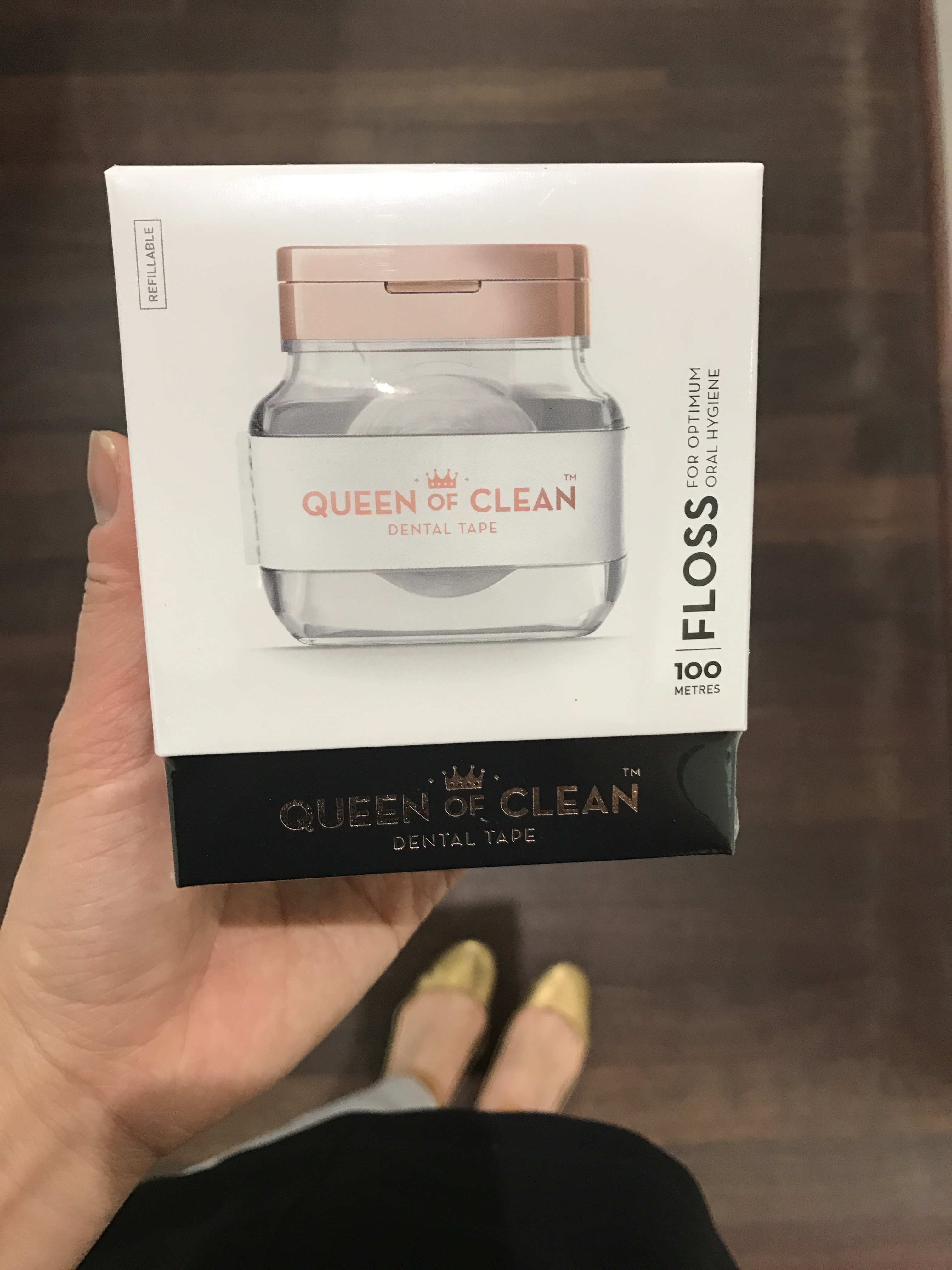 queen of clean floss Perth dentist Claremont dentist
